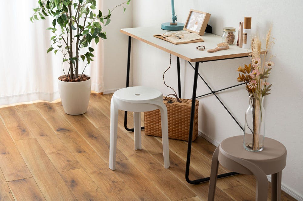 東谷 Room Essence スツール ホワイト Size：35.5×35.5×45.5 椅子