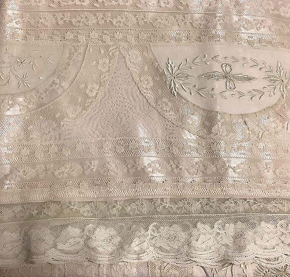 珠玉のノルマンディーレース、芸術品のように美しい、希少価値のある