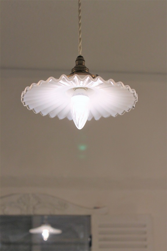 アンティーク フランス 透明＆ミルクガラスフリル シーリングランプ