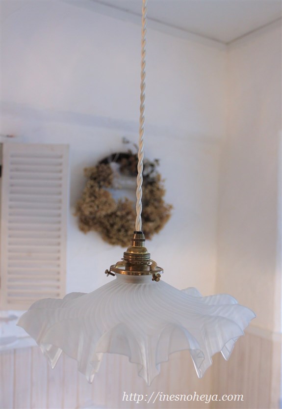 フランスアンティーク・フリルガラスシェード （フロストフラワリー