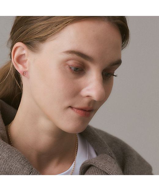 K10ダイヤモンドピアス（0．02ct） | agete/アガット | 三越