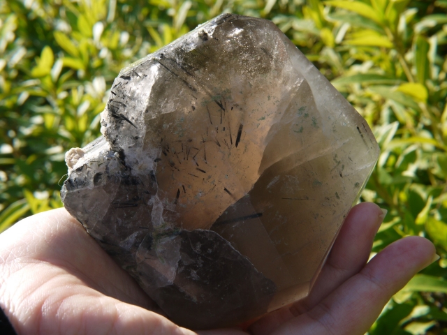 さいたま 大宮 | 天然石 パワーストーン 販売店|石の記録 / ザギ