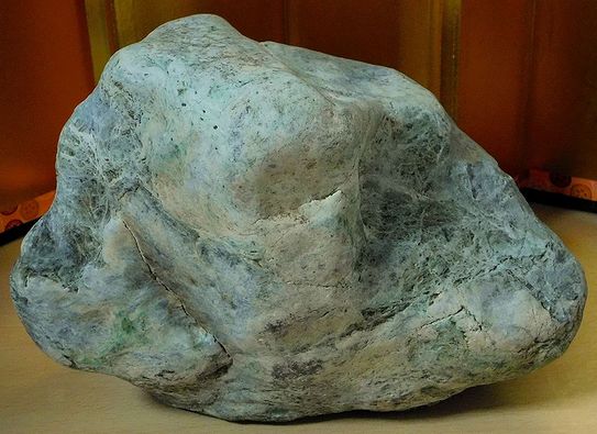 上藻別の球果流紋岩・積丹ルビー(稲倉石鉱山)・興部ジャスパー・白老錦