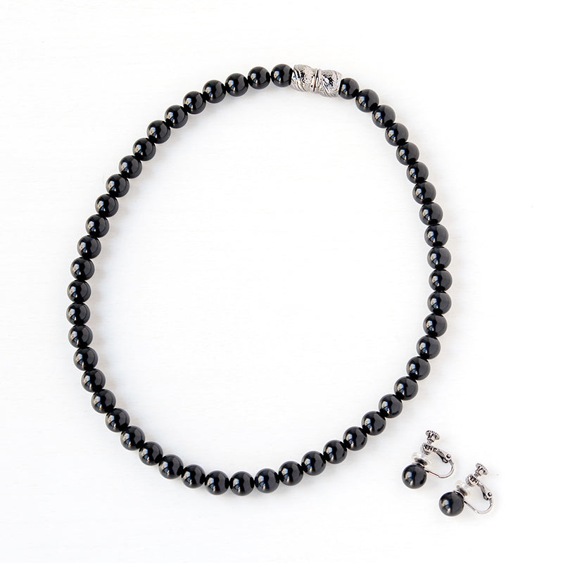 バッグまたは草履と同時購入でお得なセット割】天然8mmジェット ネックレス