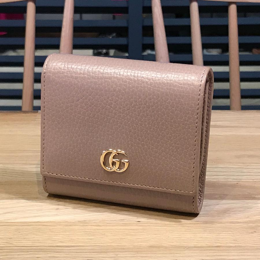 GUCCI（グッチ） 【新品同様】グッチ GGマーモント 2つ折りコンパクト