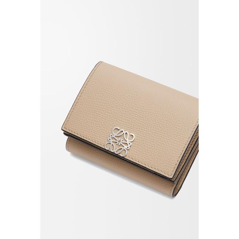 LOEWE（ロエベ） レディース アナグラム トライフォールド ウォレット