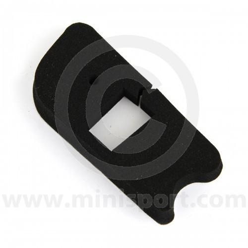 ローバーミニ ドアチェックアームシール（左または右1個）CGE10038/9