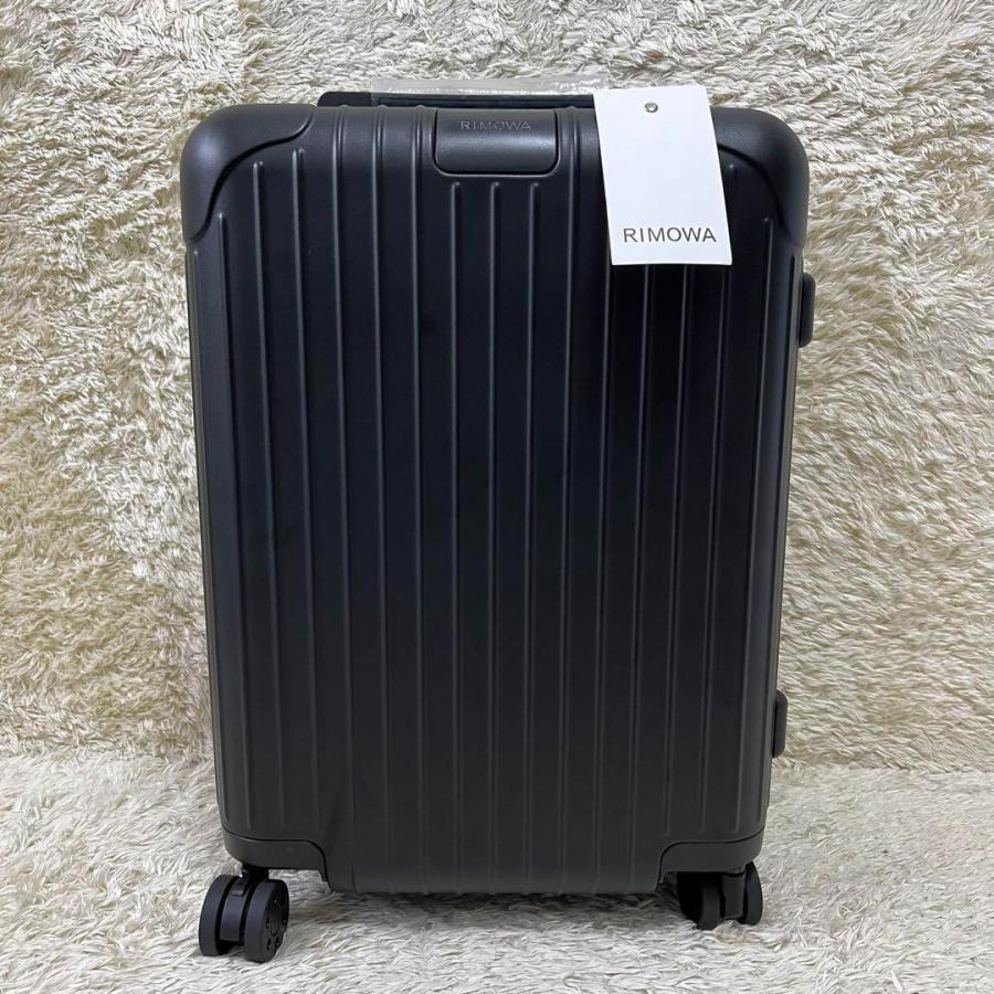 美品 RIMOWAリモワ ESSENTIAL CABIN S マットブラック 美品 RIMOWA