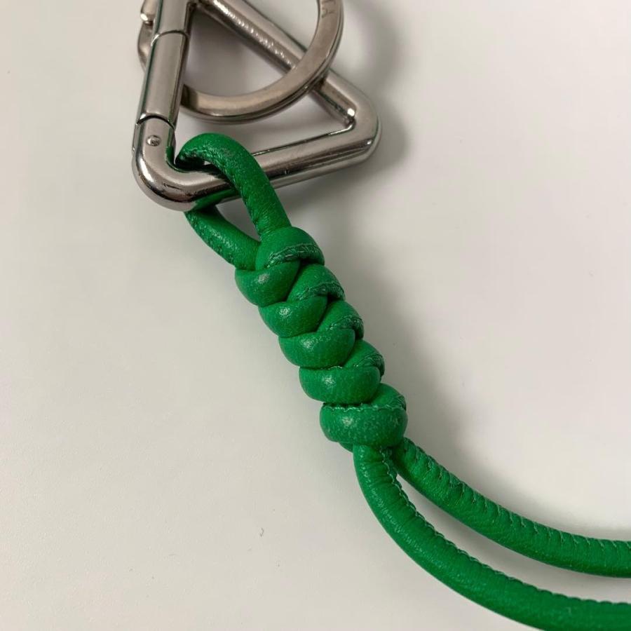 ボッテガヴェネタ キーリング ネックストラップ トライアングル レザー