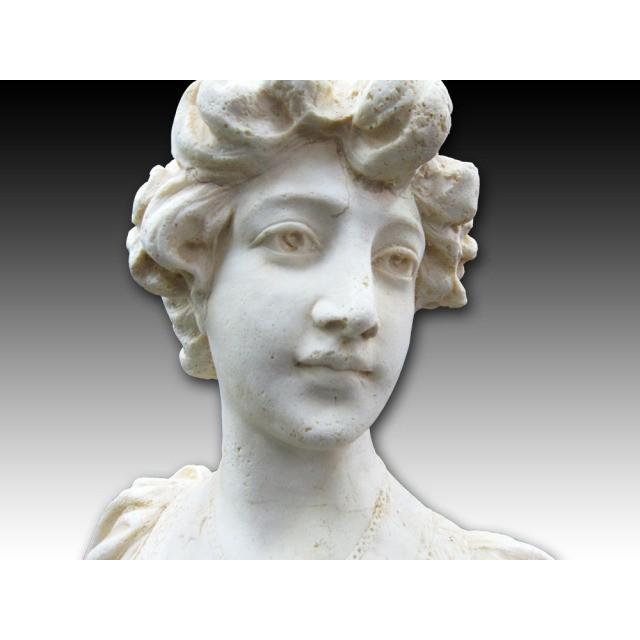 女性の胸像 02 本物 女性の胸像02