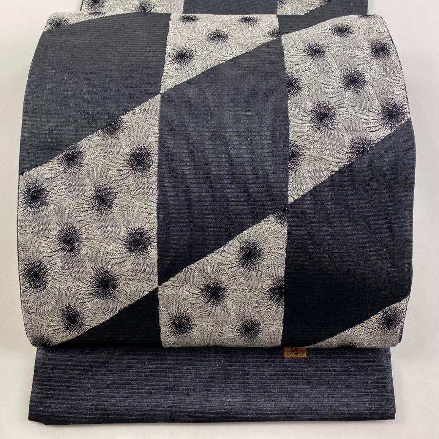 美品 袋帯 秀品 落款あり 証紙あり 幾何学 箔 黒 六通 正絹 中古