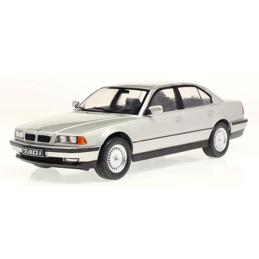 ミニカー 1/18 BMW 740i E38 1.series 1994 銀色 KKS 限定品 予約商品