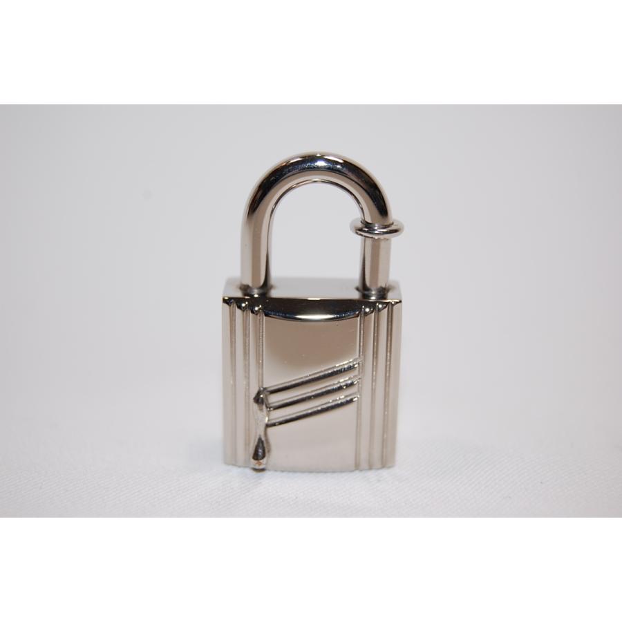 エルメス カデナ＆キー＆革紐 No.120 ツヤ消し 中古品 (77105) カデナ