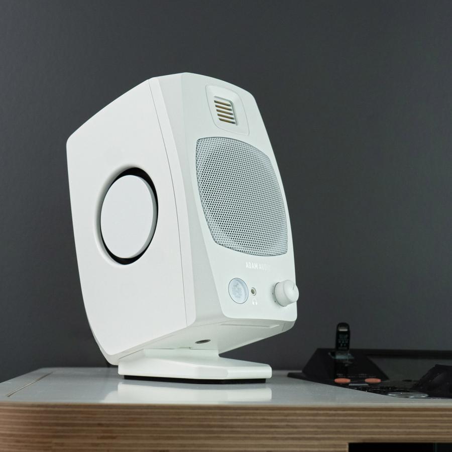 大人気！ ADAM AUDIO D3V White ペア Audioの高品質なサウンドを