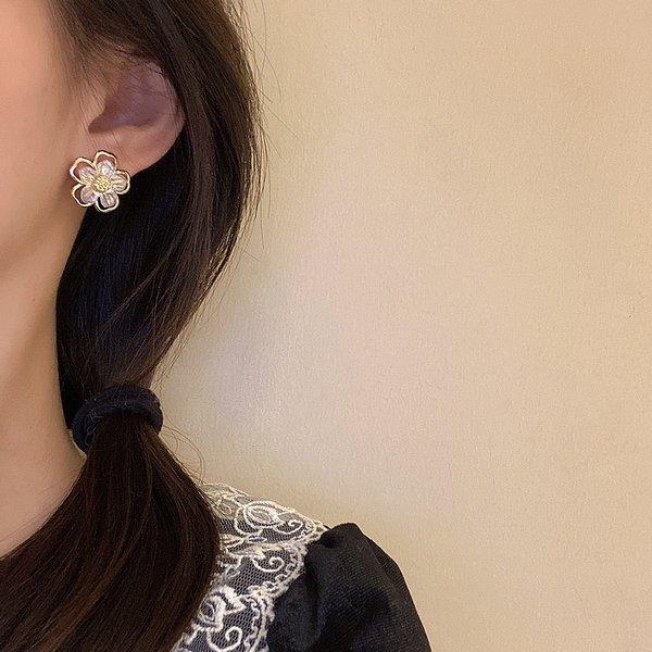 LUPIS（ルピス） イヤリング フラワー ゴールド クリップ式 クリア