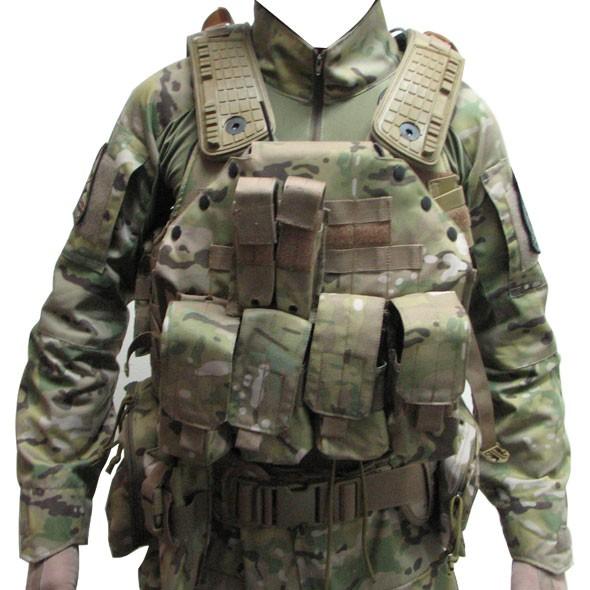 UFC MULTICAM シャーシタイプ タクティカルベスト・フルセット : 総合