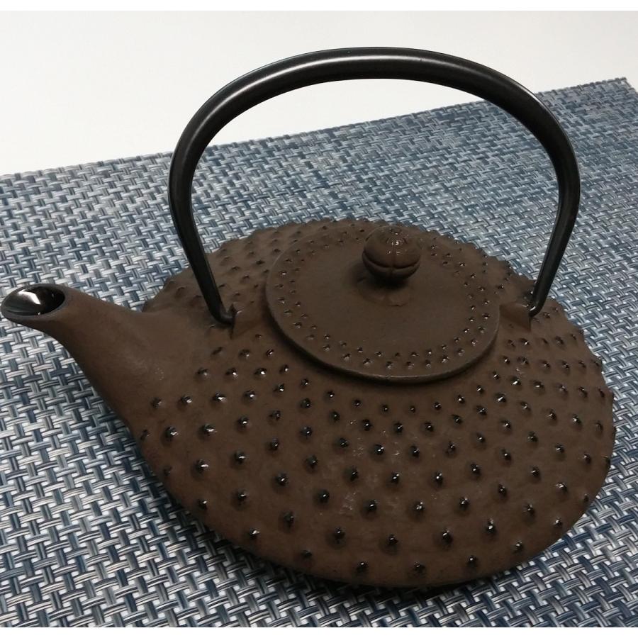 岩鋳 南部鉄器 お燗瓶（南部鉄瓶） 0.5L 平型 アラレ こげ茶