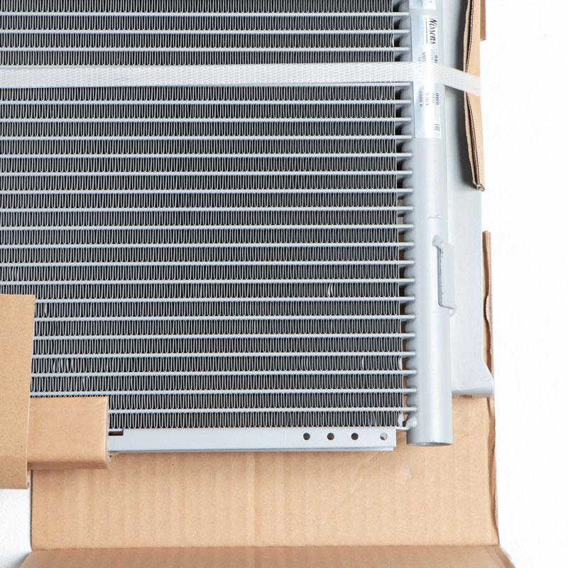 ボルボ（VOLVO） 240 A/C コンデンサー エアコンコンデンサー NISSENS