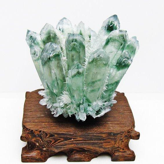 緑水晶 グリーンクォーツ クラスター t802-5828 : 誠安天然石専門店