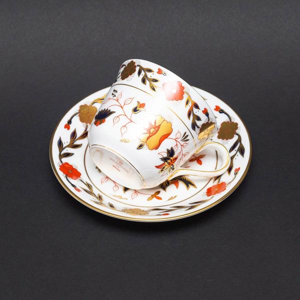 古ロイヤルクラウンダービー薔薇のタッツァ