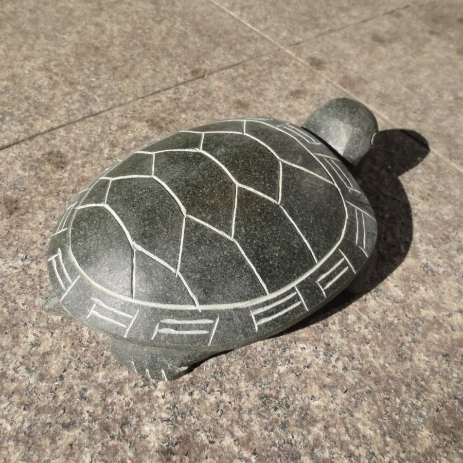 緑カメ 全長23cm 亀 かめ 置物 彫刻品 長寿 祝い 手作り 天然御影石