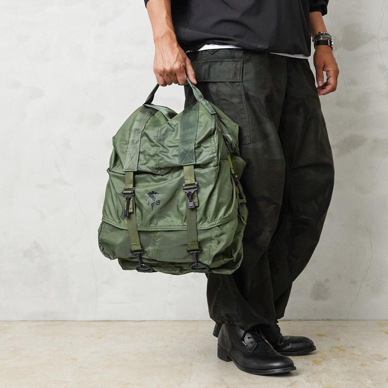 MILITARY（ミリタリー） 実物 新品 デッドストック 米軍 M17 MEDICAL