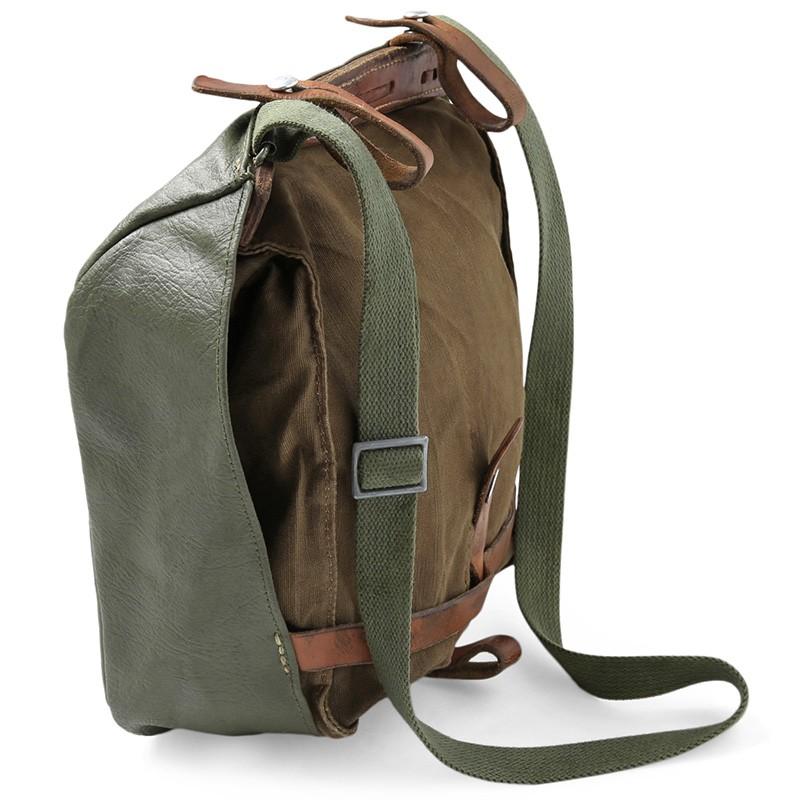 MILITARY（ミリタリー） 実物 USED スイス軍 PVC レザー ショルダー