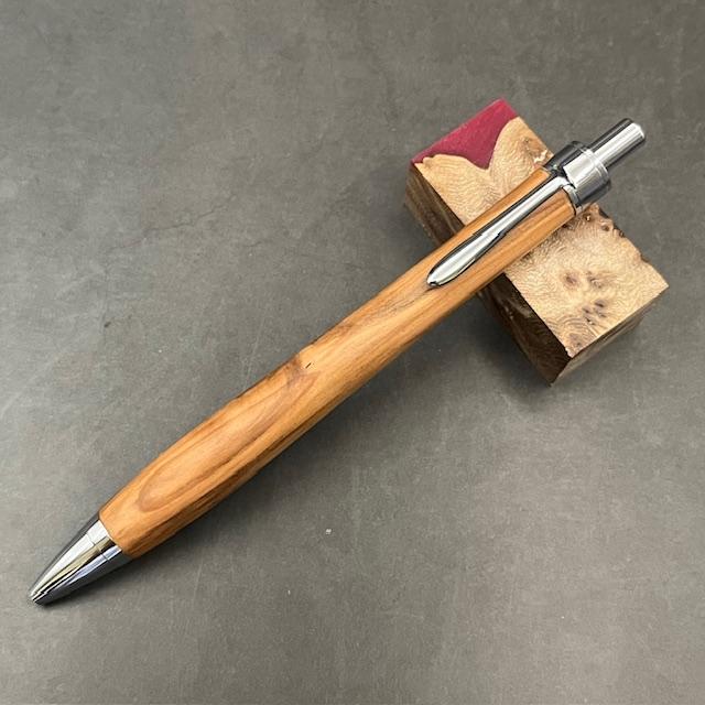 やまだ工房木軸ボールペン G2規格 吉野杉軸 吉野杉瘤杢手作り