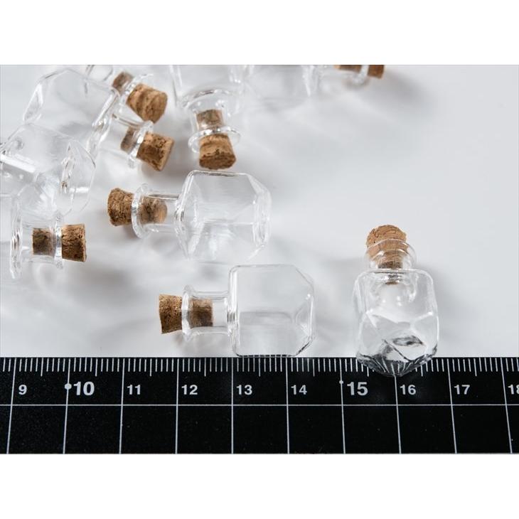ガラス小瓶 四角タイプ コルク栓付 クリア 26mm 約10個 10ヶ ガラス