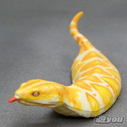 ツチノコ（アルビノ：シークレット） チョコエッグ クラシック 日本の