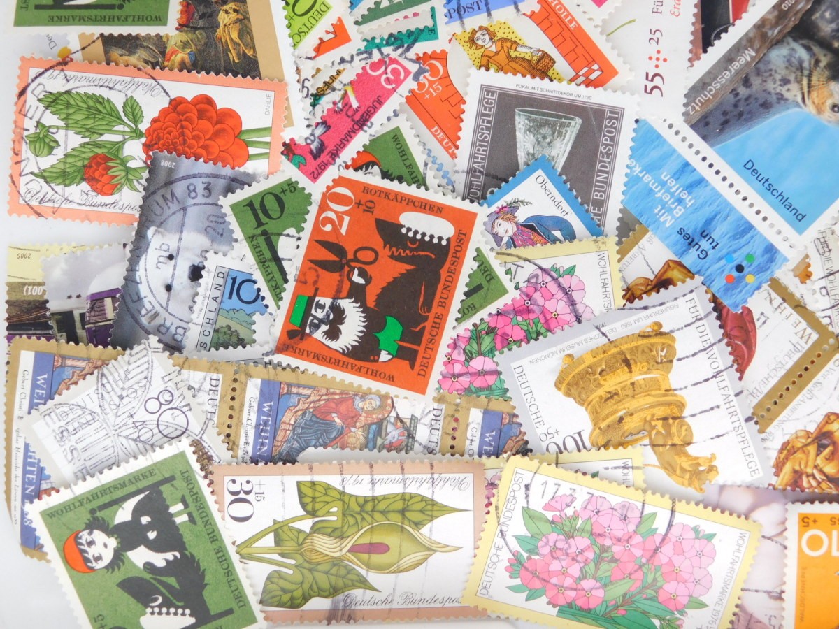 海外切手 ドイツ 1000枚 寄付切手 使用済切手 外国切手 コラージュ