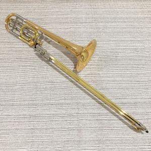 XO（エックスオー） テナーバストロンボーン 1236L＜SR-L＞ イエロー