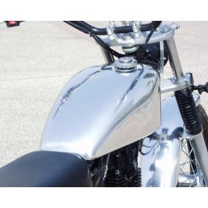 アルミタンク BIGCEDAR（ビッグシーダー） TW200（〜99年） : バイク