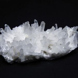 2Kg 水晶 クラスター 原石 ブラジル産 一点物 送料無料 192-631