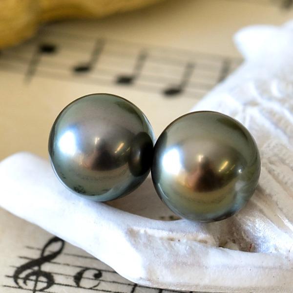 特級 9mm 黒蝶真珠 ピアス/イヤリング 美しいプロポーションとてりを