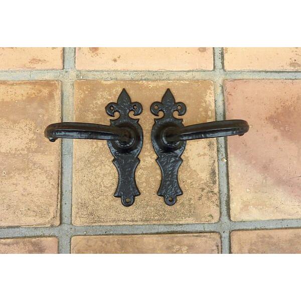 アイアンのドアノブ イギリス製 カークパトリック : ペットグッズの