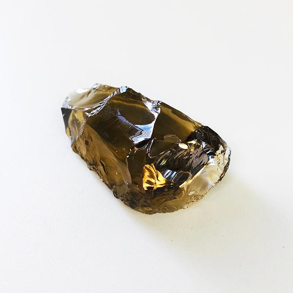 アンダラクリスタル〈スモーキーアースシャーマン/ブラウン/茶色