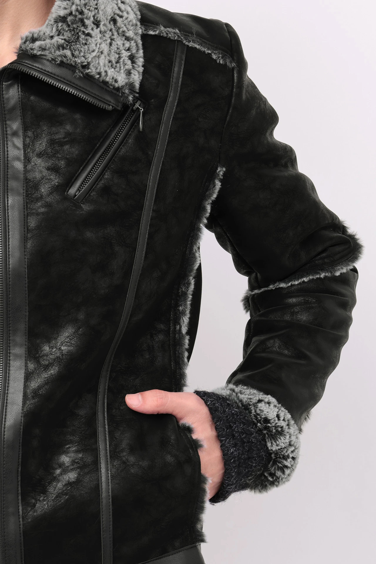 TORNADO MART∴マイクロファーボンディングブルゾン / TORNADO MART