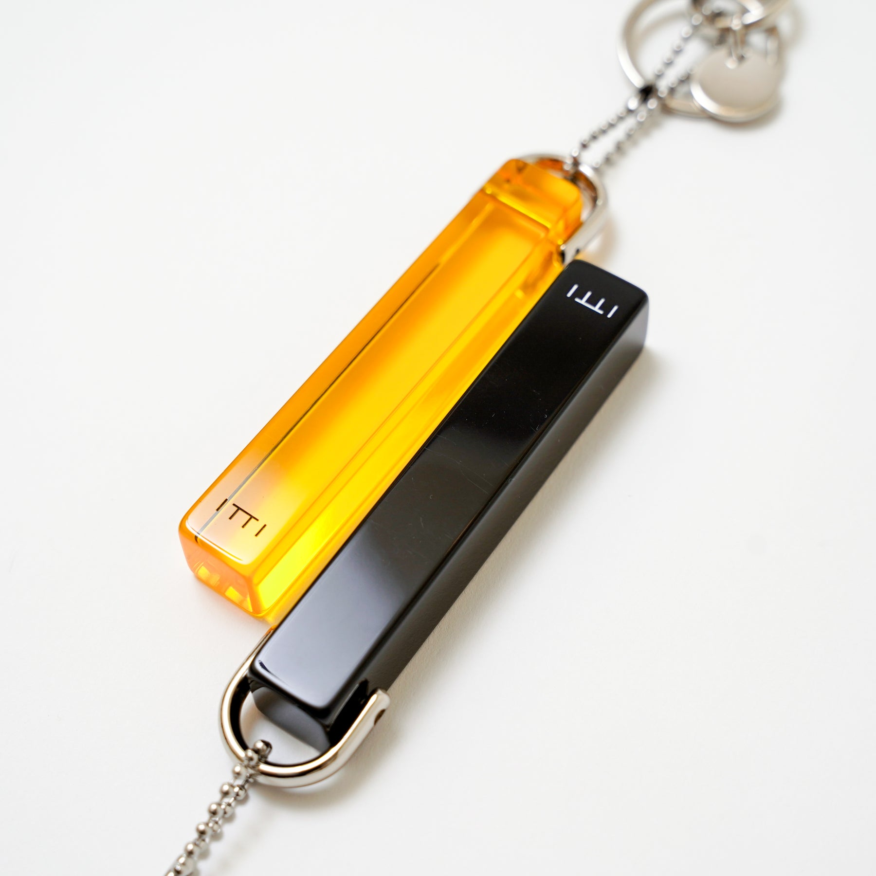 最果タヒ×HOTEL SHE【詩のアクリルキーホルダー】ホテルキー2