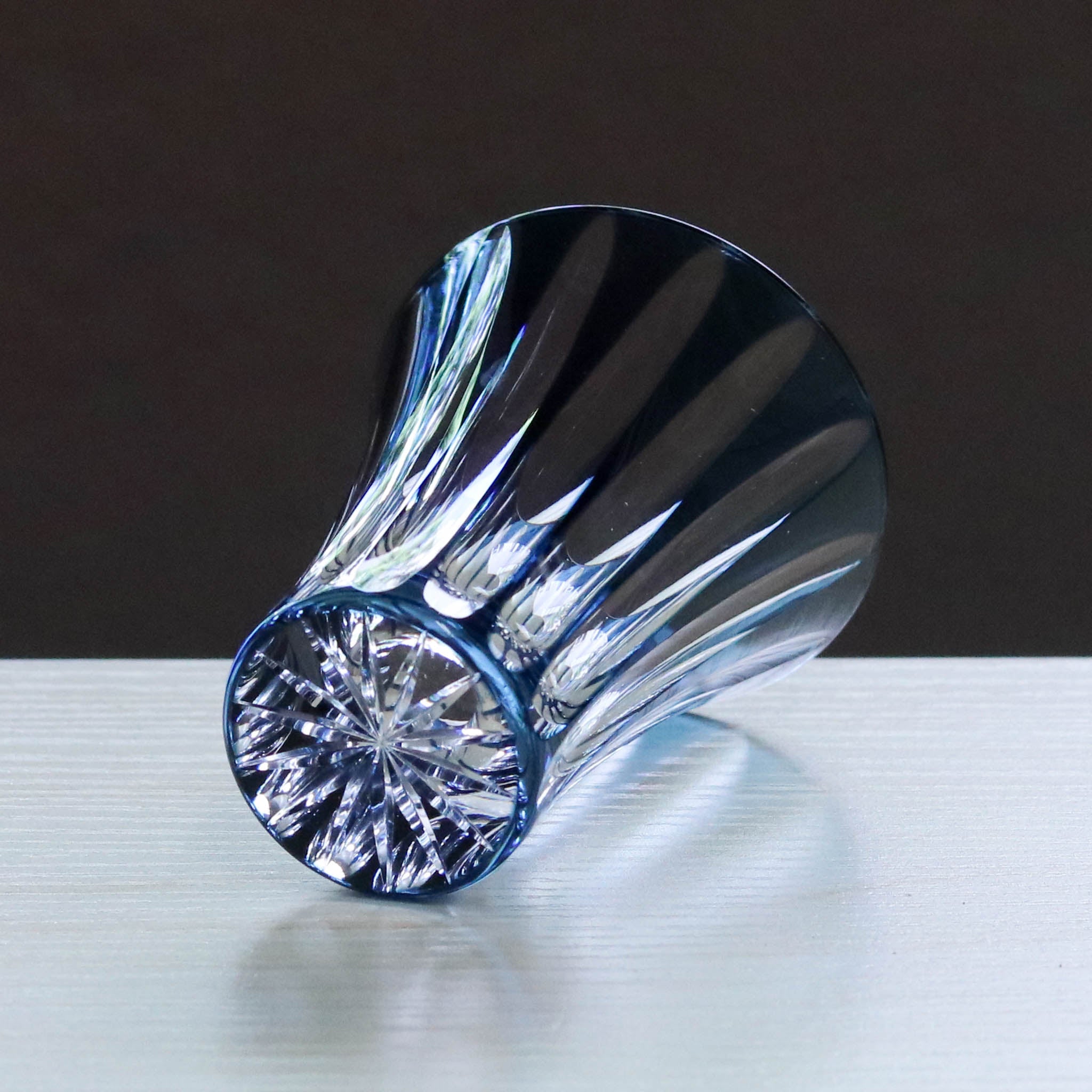 須賀保仲 織部 隅切四方 ぐい呑み 須賀保仲 織部 隅切四方 ぐい呑み