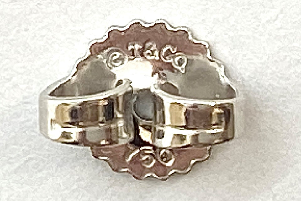 Tiffany & Co. 【ティファニー】K18WGダイヤモンドピアス (No.61235