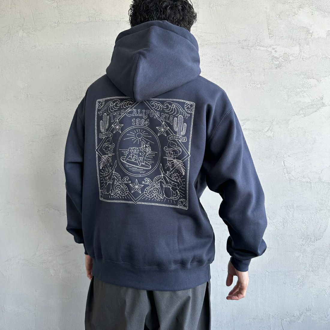 Man Dome Tour 2025-2026 ON パーカーLサイズ 1000_1000_102400.jpg