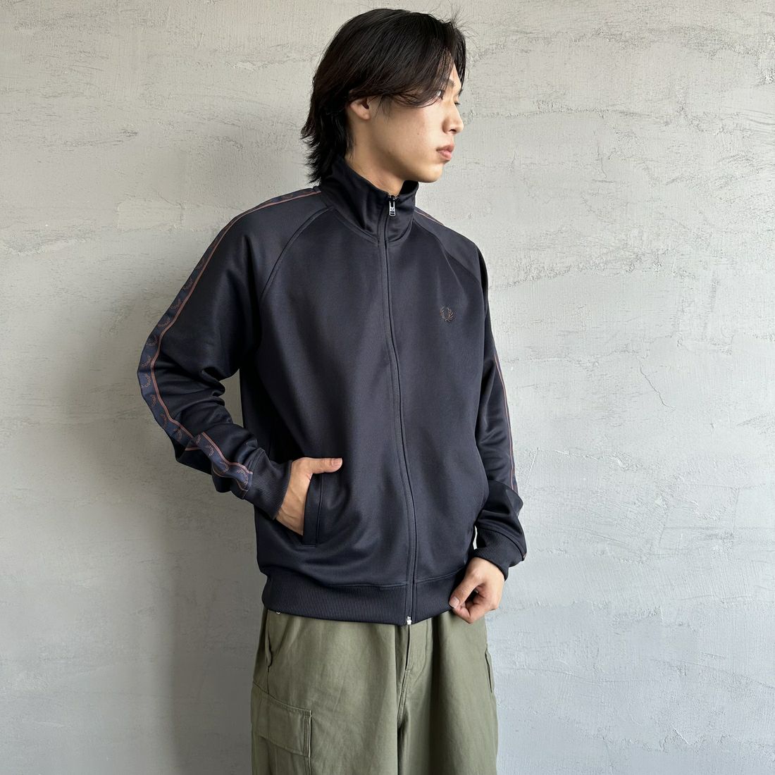 FRED PERRY ブラック ジップアップジャケット L 【公式通販】