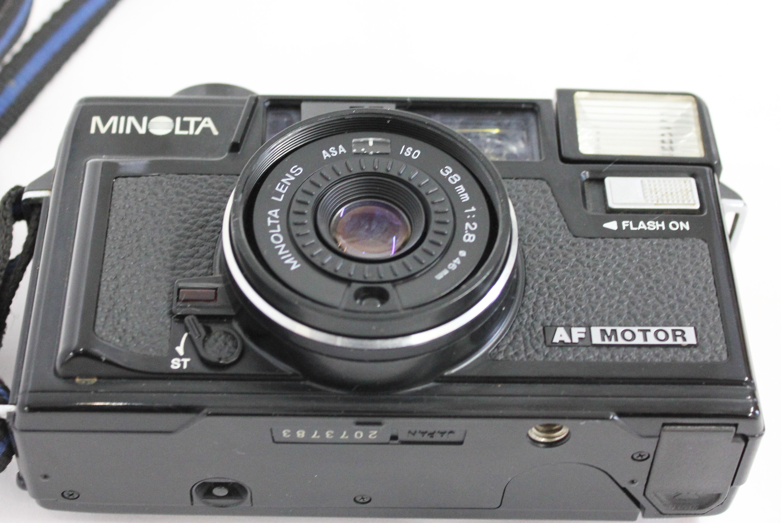 Minolta HI-Matic AF2-MD Point & Shoot Film Camera 38mm F2.8 Lens