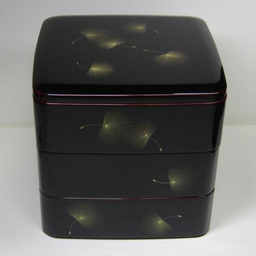 輪島塗重箱 角形 三段 -飛花の沈金仕上げ- [内面朱色/外面黒タメ色]胴