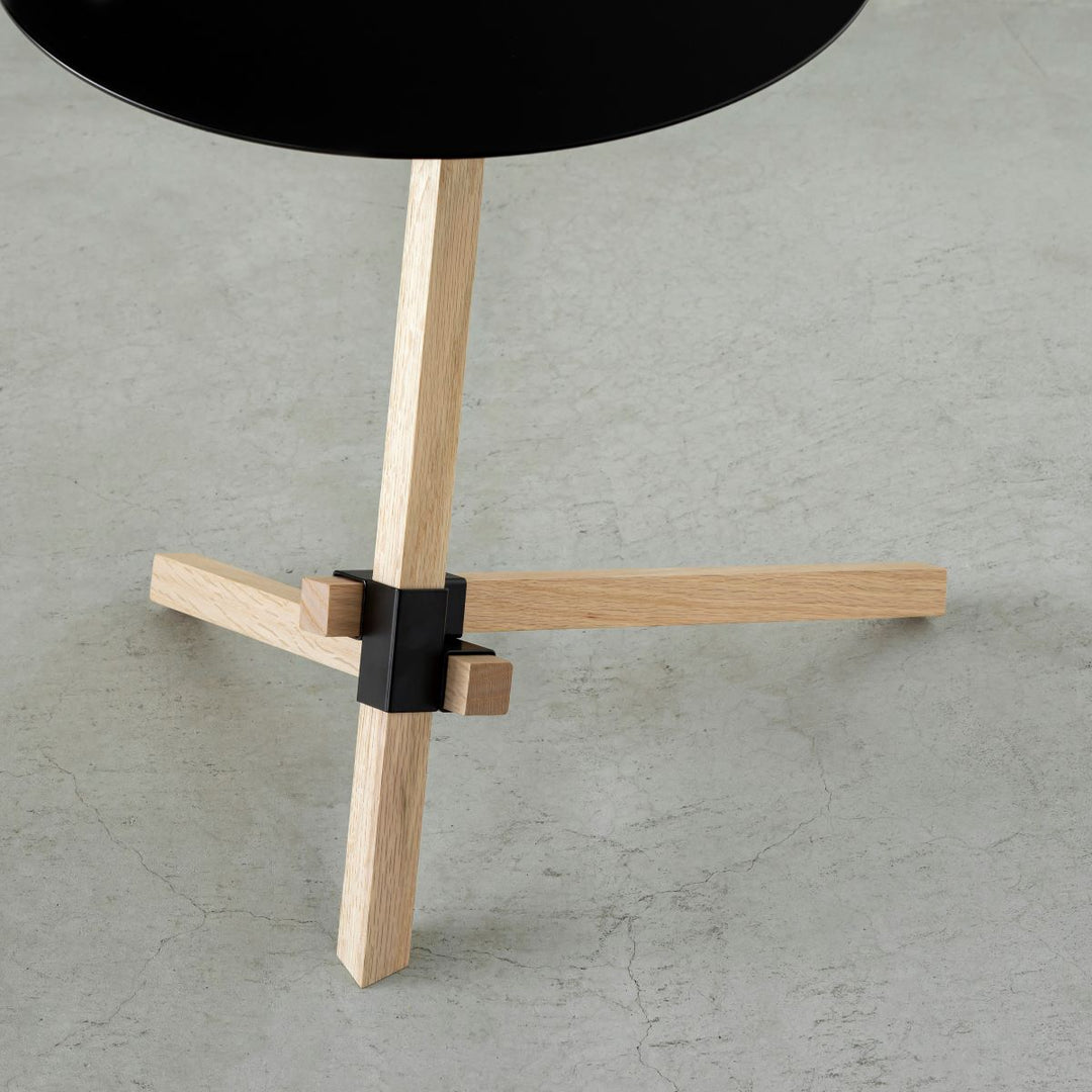 DUENDE TRE サイドテーブル – KANADEMONO