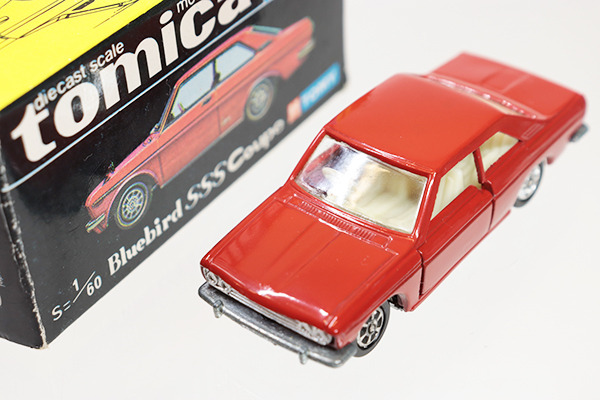 ミニカーショップ ケンボックス トミカ 黒箱☆1-1-6☆日産ブルーバード