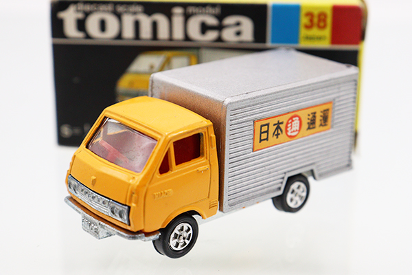 ミニカーショップ ケンボックス トミカ 黒箱☆38☆トヨタハイエース 日