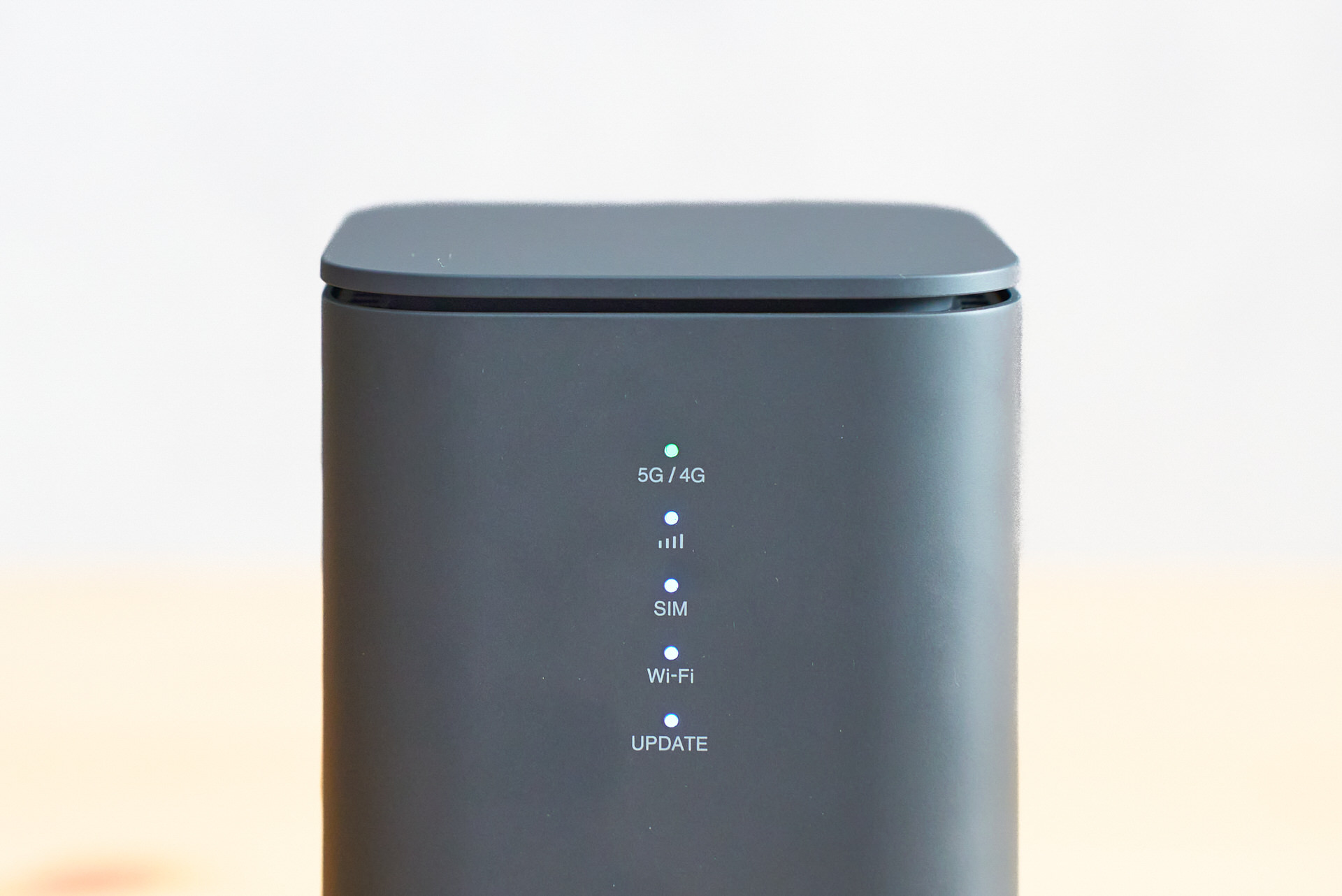 新品 未使用 docomo home 5G HR02 ダークグレー 【公式通販】