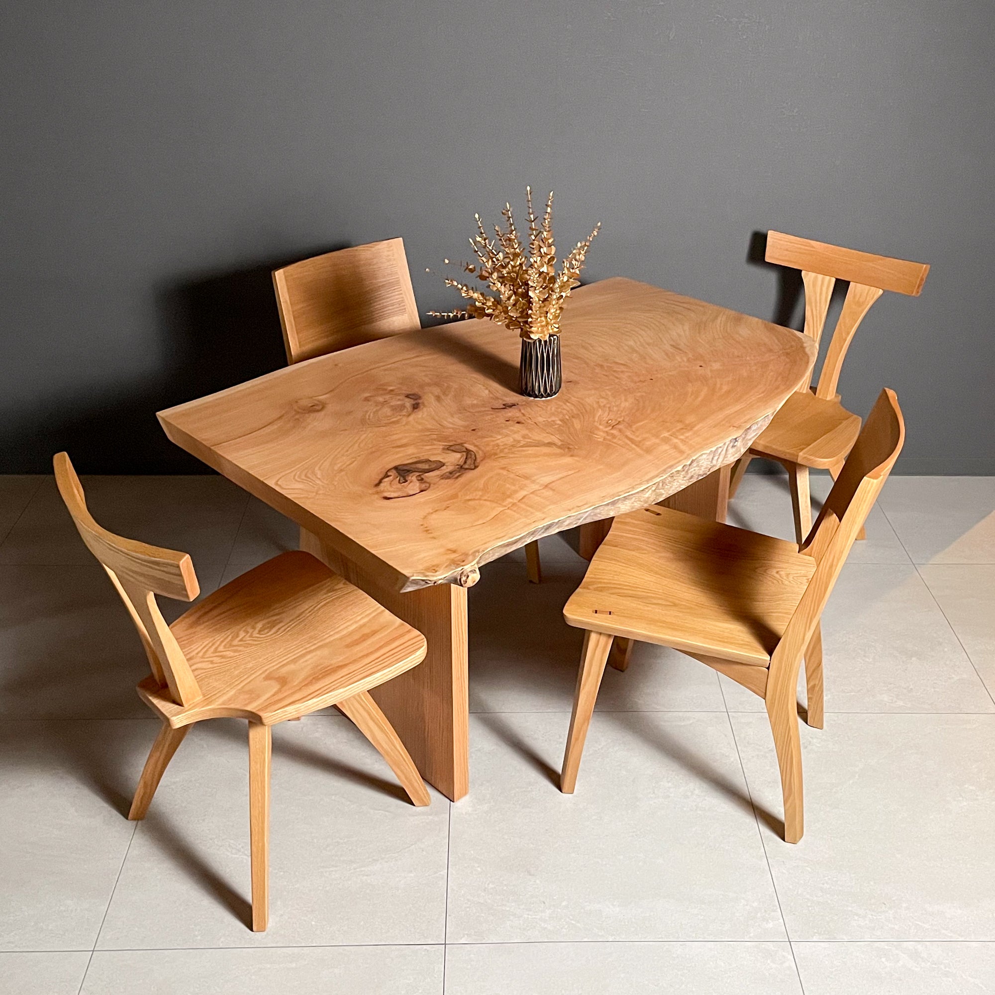 一枚板テーブル 幅121cm 無垢 座卓 ちゃぶ台 アンティーク 一枚板